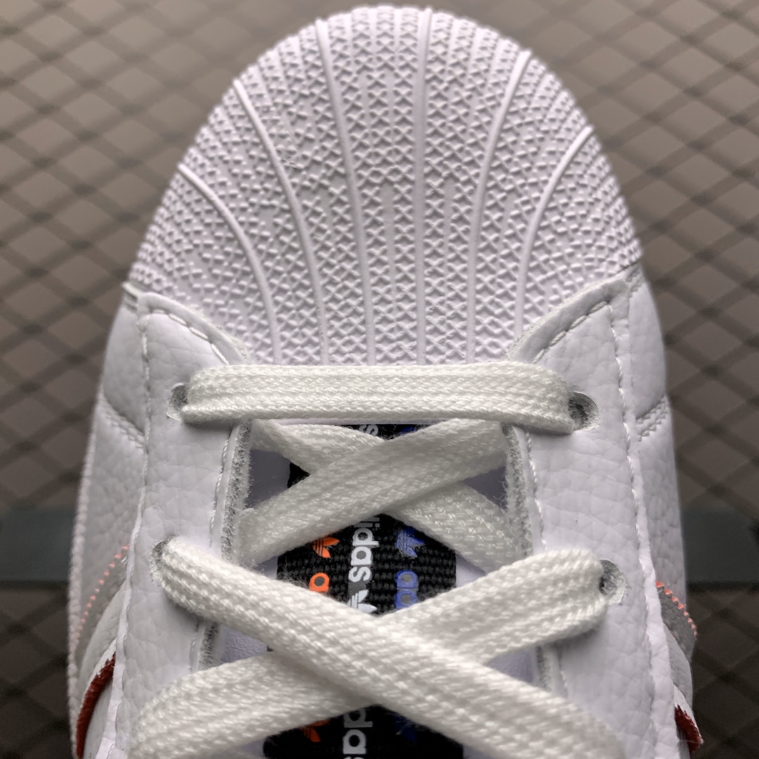 190 Adidas 阿迪达斯 Superstar 贝壳头休闲运动休闲板鞋 FW6775