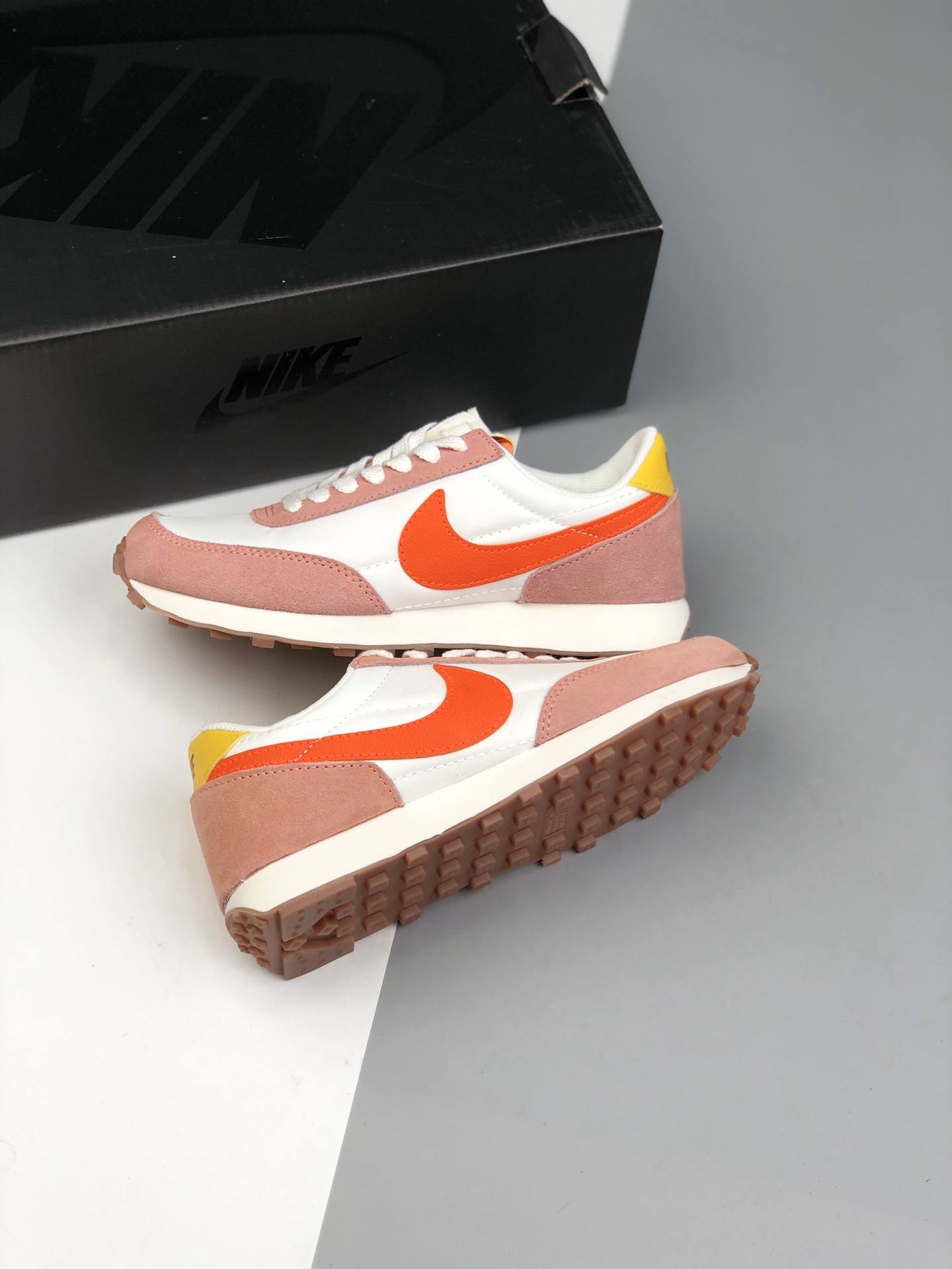 130 公司级Nike Air Daybreak 1979周年顺风华夫系列 40周年限定复古休闲慢跑鞋 BV7725-002