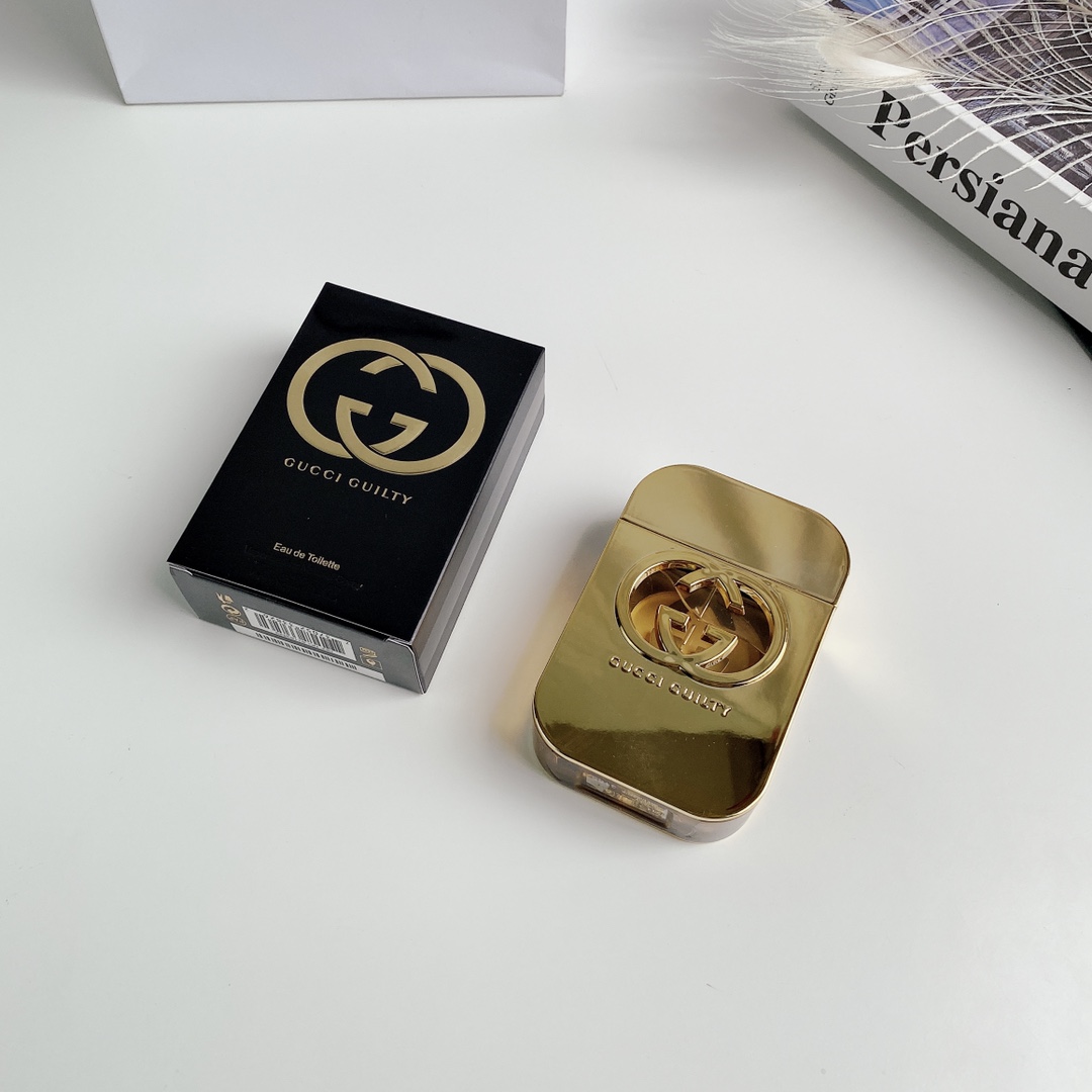 高端品质/90💰
品牌名称：✨GUCCL✨古驰
商品名称：罪爱女士淡香水
容量：75ml 
产地：法国
【香调】：花果香调
【前调】：柑橘、粉色胡椒
【中调】：桃子、紫丁香、天竺葵
【后调】：琥珀、广藿香
配：高端手提袋