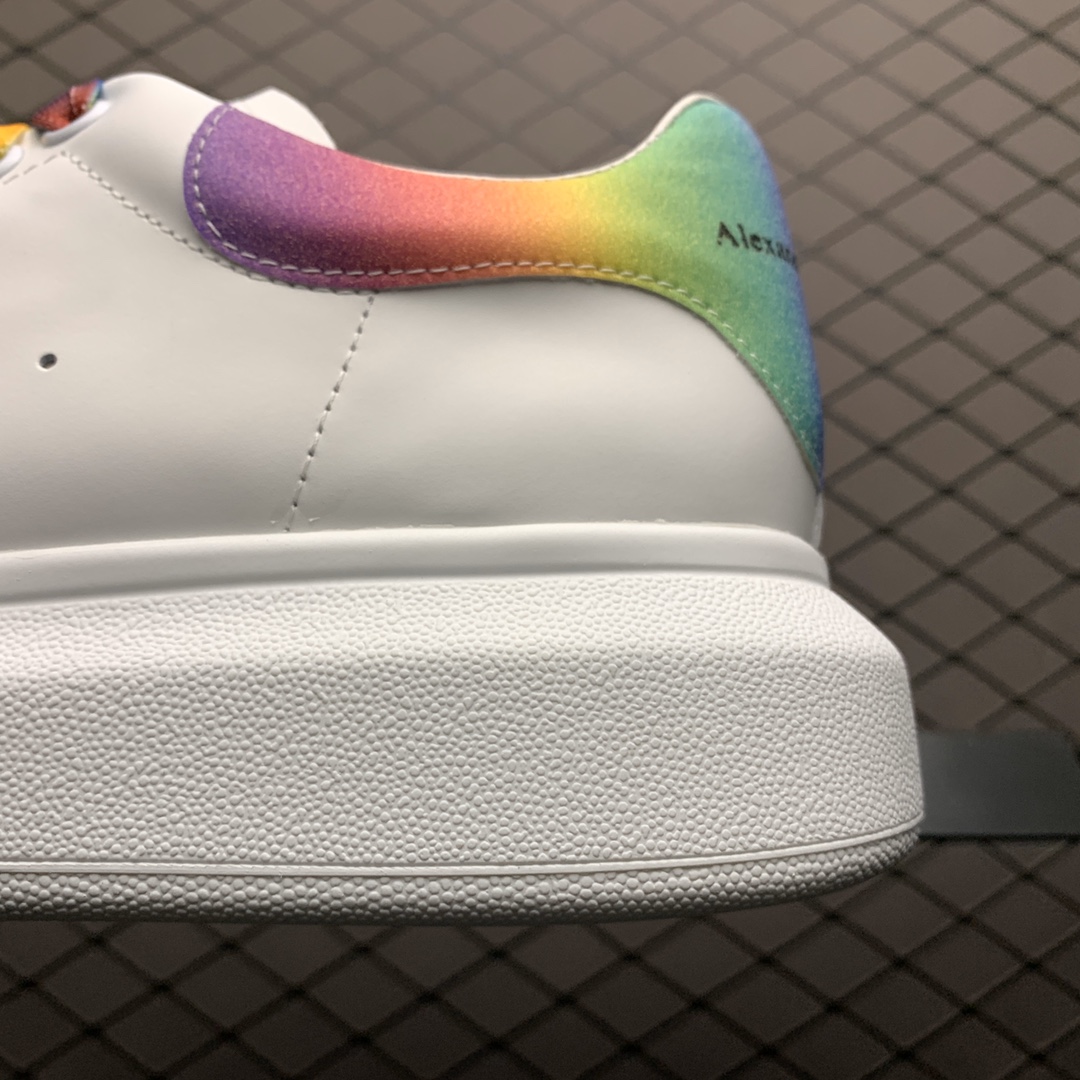 300 Alexander McQueen 麦昆2020早春最新款