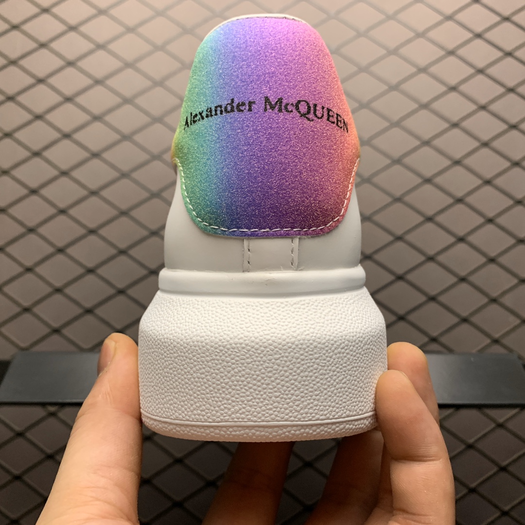 300 Alexander McQueen 麦昆2020早春最新款