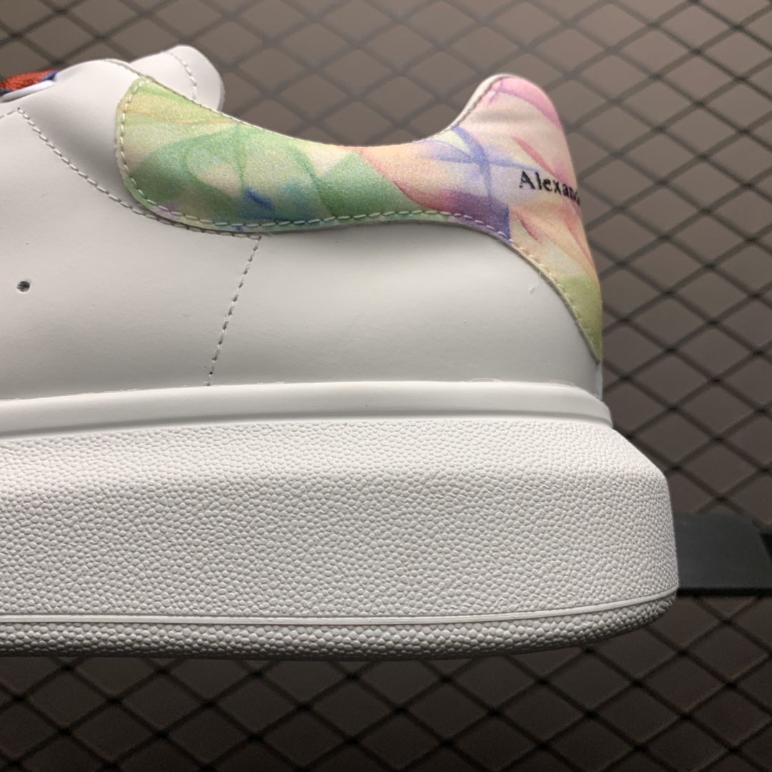 300 Alexander McQueen 麦昆2020早春最新款