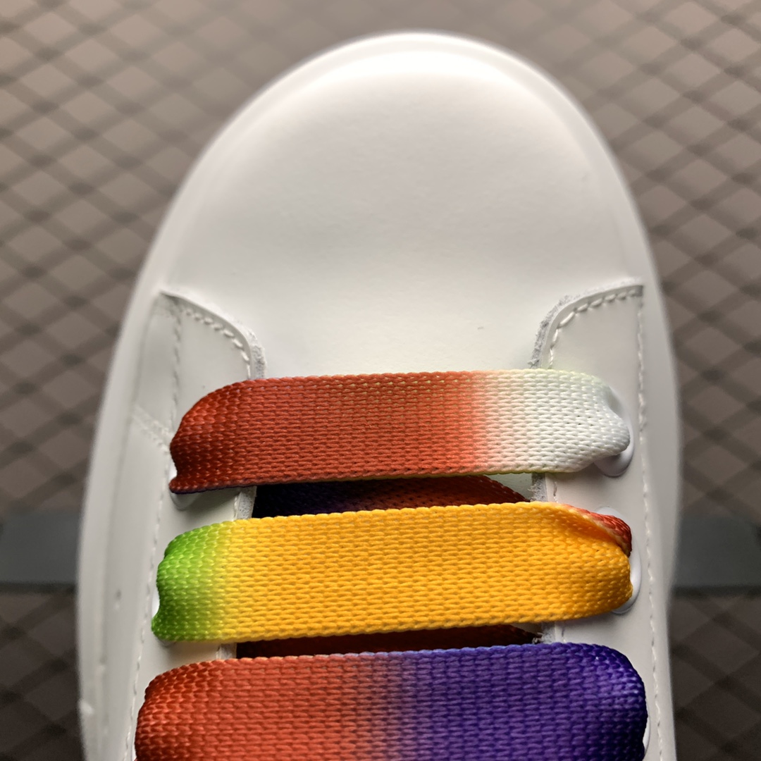 300 Alexander McQueen 麦昆2020早春最新款