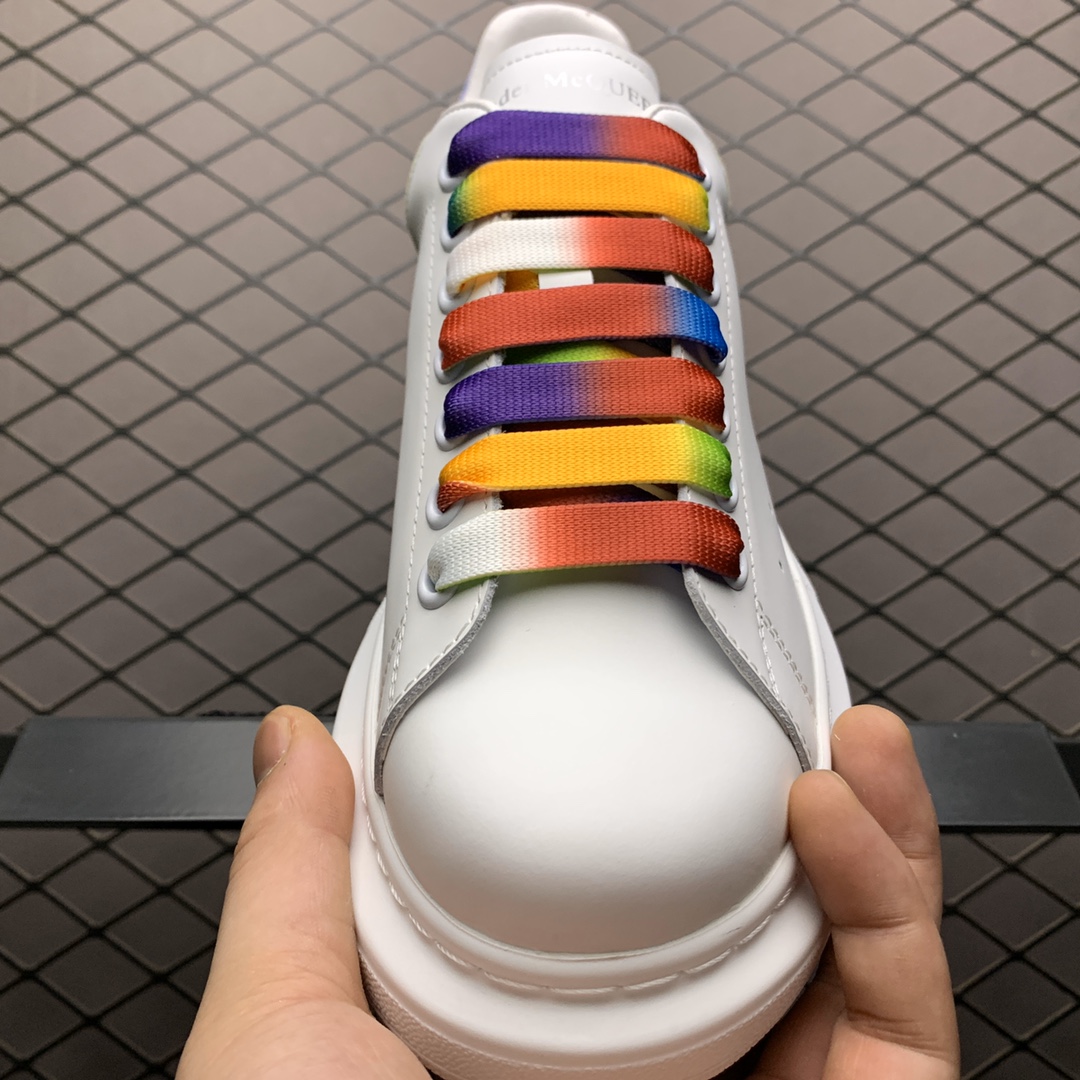 300 Alexander McQueen 麦昆2020早春最新款