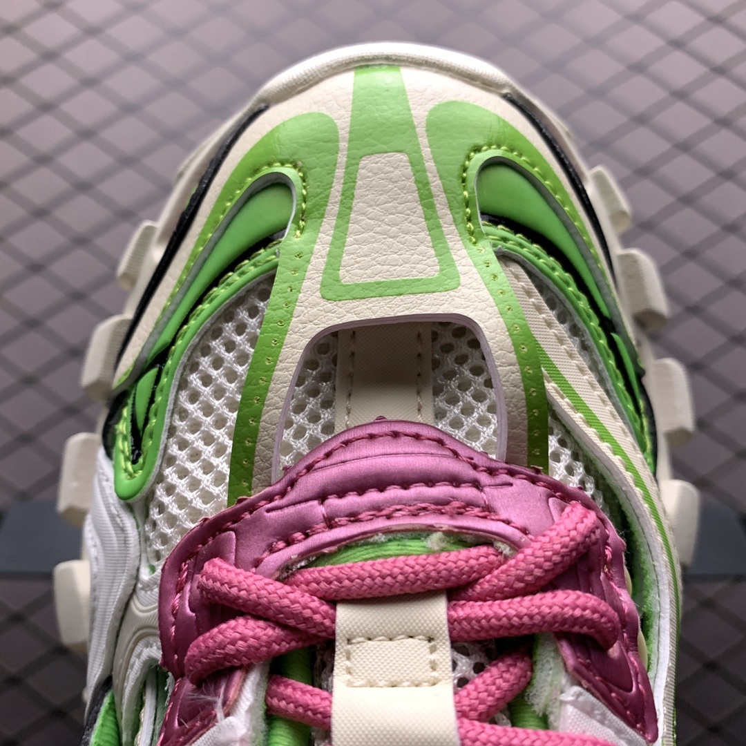 700 Balenciaga Track 4.0 巴黎世家4代 复古老爹鞋-莆田鞋,莆田鞋货源,高仿鞋,高仿鞋货源,安福档口,莆田高仿鞋,莆田鞋批发,高仿鞋批发,莆田高仿运动鞋,高仿运动鞋,莆田运动鞋 700 Balenciaga Track 4.0 巴黎世家4代 复古老爹鞋