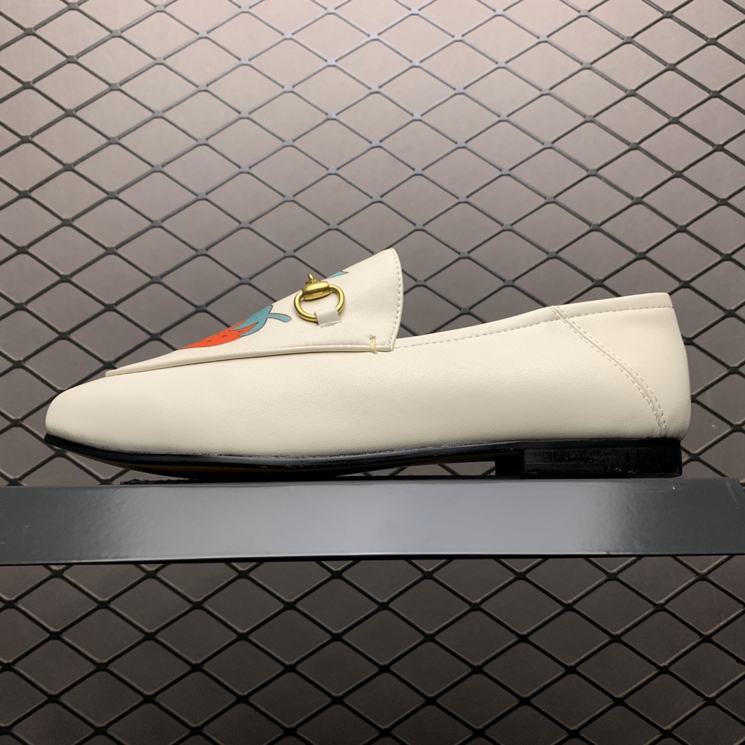 220 GUCCI 古驰 乐福鞋 众多钻石级明星网红上脚-莆田鞋,莆田鞋货源,高仿鞋,高仿鞋货源,安福档口,莆田高仿鞋,莆田鞋批发,高仿鞋批发,莆田高仿运动鞋,高仿运动鞋,莆田运动鞋 220 GUCCI 古驰 乐福鞋 众多钻石级明星网红上脚