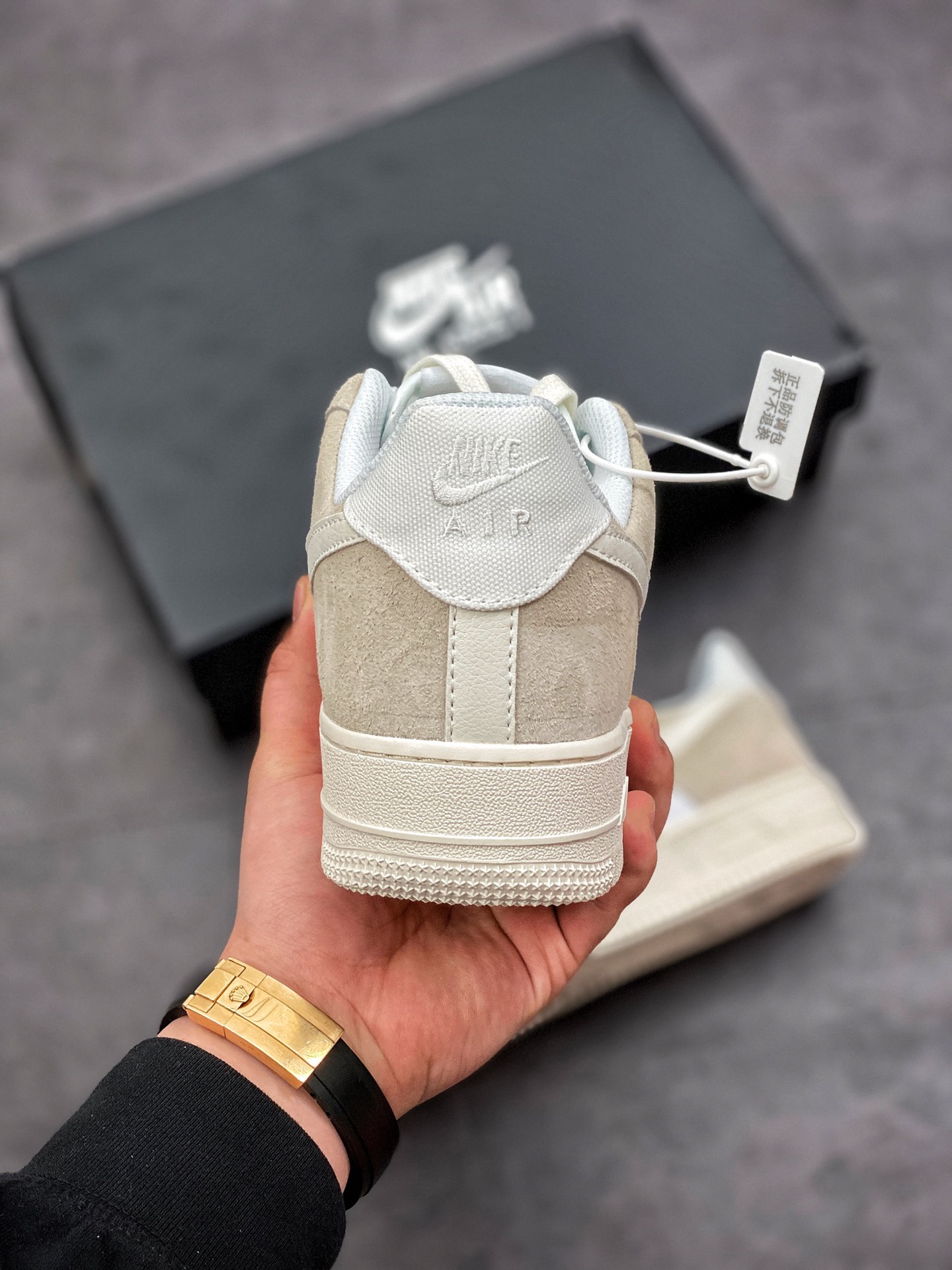 220 耐克/NIKE 耐克空军 帮低 板鞋 米白 Nike Air Force 1 Low 空军 号一 经典款运动板鞋 CW7584-100