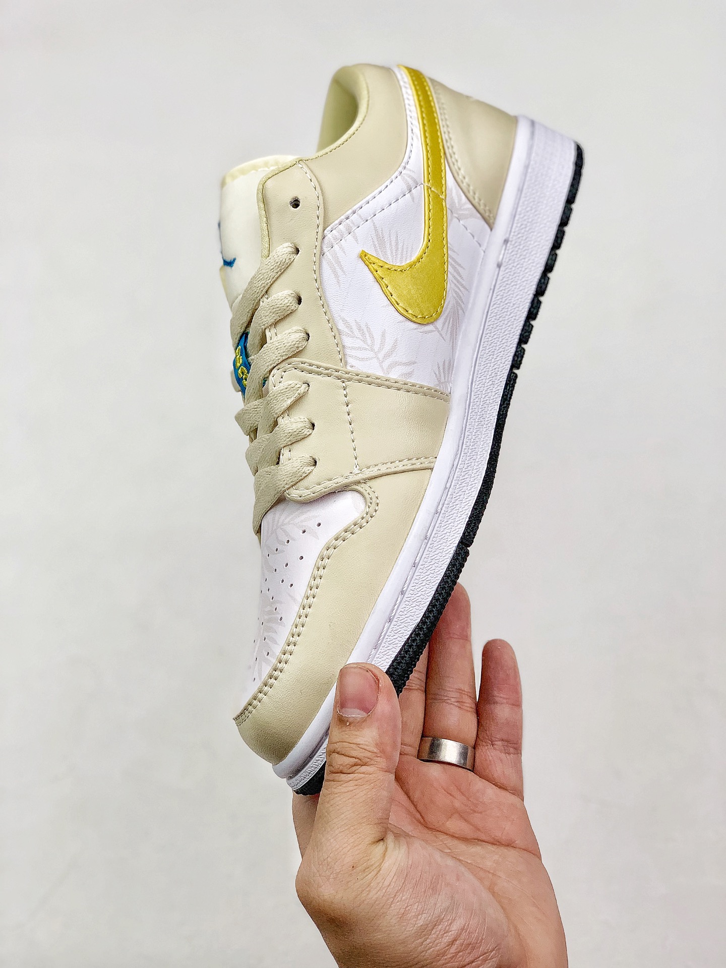 220 Air Jordan 1 Low  头层小牛皮  CK3022-107
