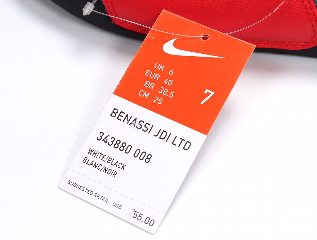70 Nike Benassi JDI LTD 耐克一字拖 343880-008 黑底 黑红拼接 黑勾 GD权志龙同款夏季沙滩软底凉拖