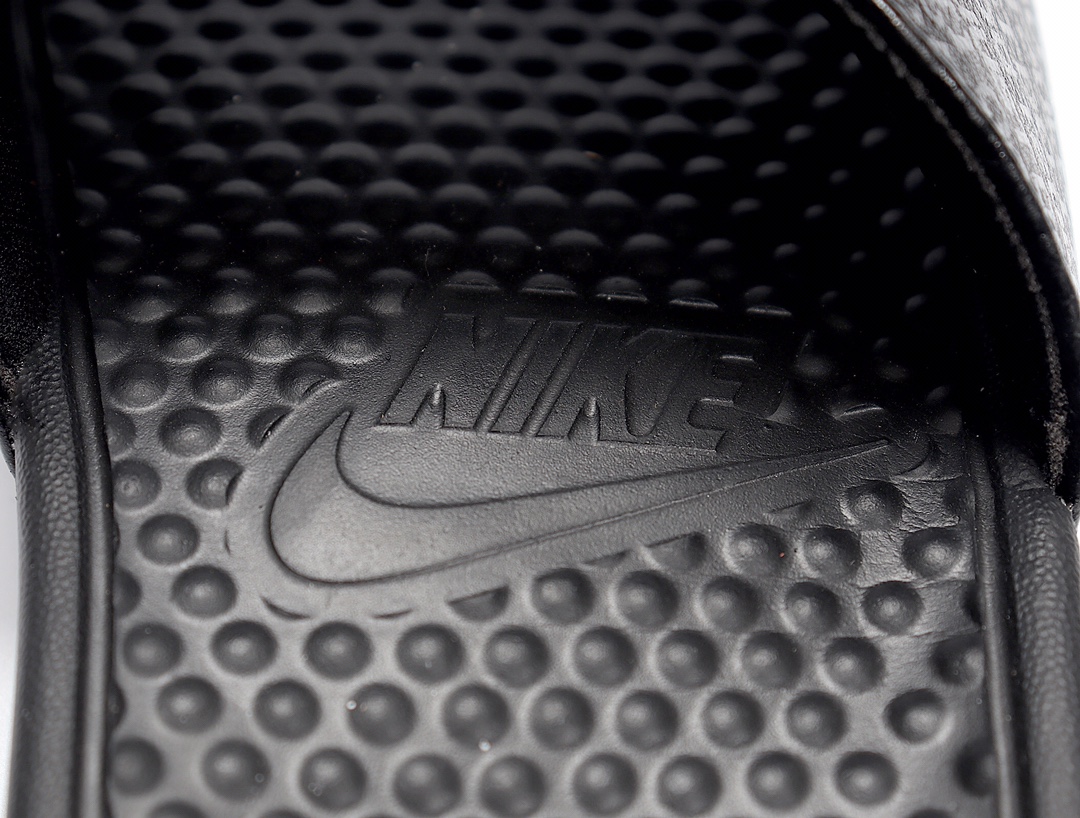 70 Nike Benassi JDI LTD 耐克一字拖 343880-090 黑白 Just do it GD权志龙同款夏季沙滩软底凉拖