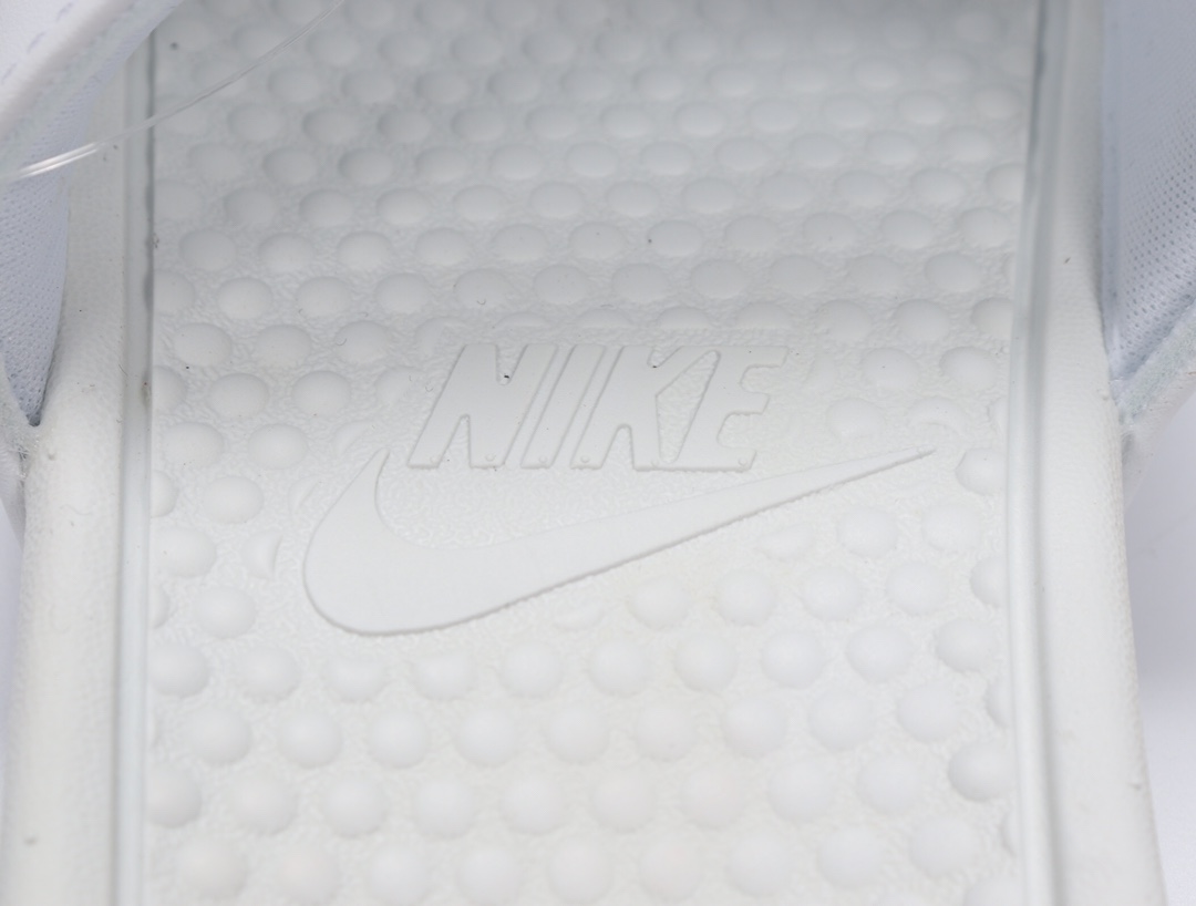 70 Nike Benassi JDI LTD 耐克一字拖 343880-100 白银 GD权志龙同款夏季沙滩软底凉拖