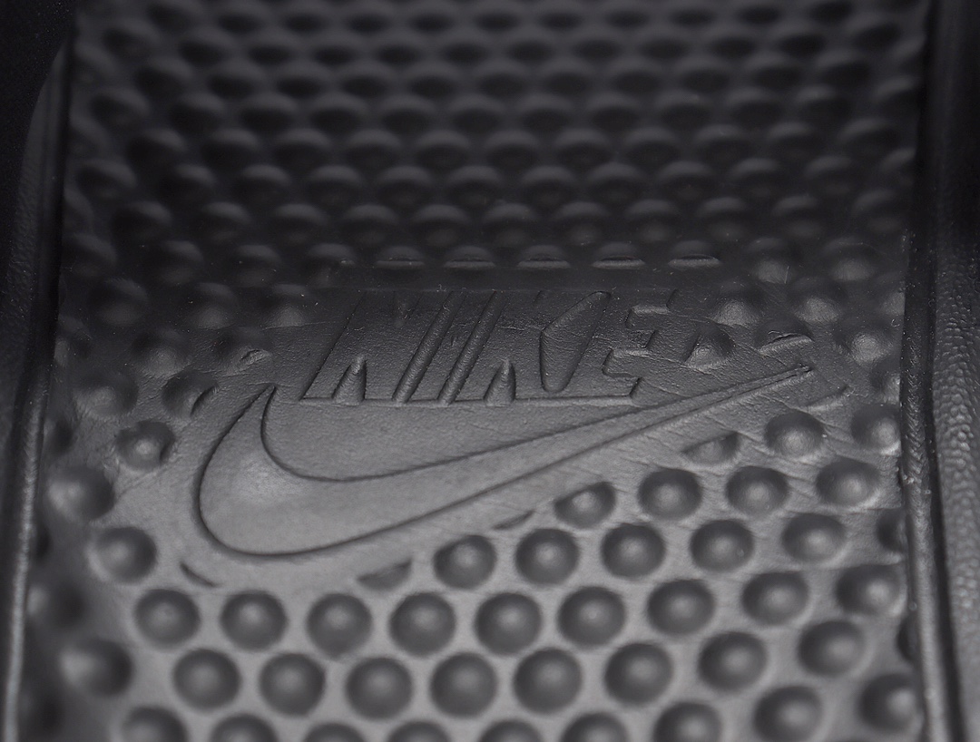 70 Nike Benassi JDI LTD 耐克一字拖 343880-392 黑 金勾 GD权志龙同款夏季沙滩软底凉拖