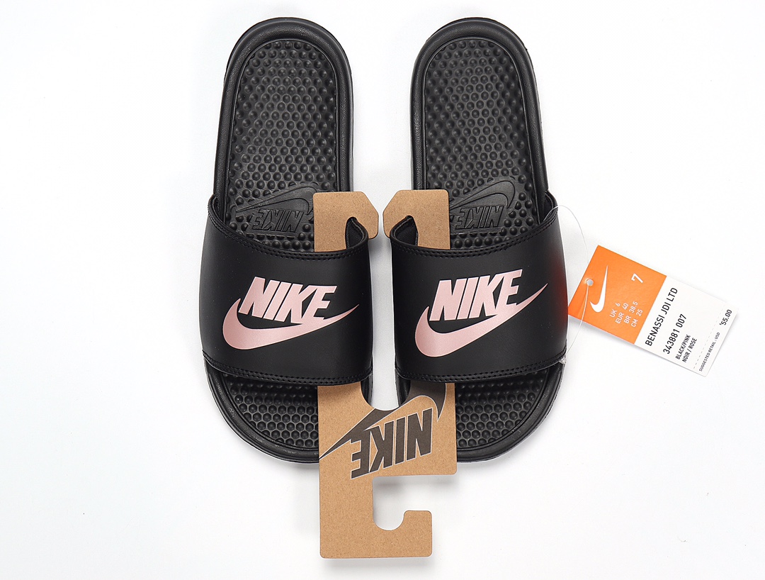 70 Nike Benassi JDI LTD 耐克一字拖 343881-007 黑 粉勾 GD权志龙同款夏季沙滩软底凉拖 小红书代购平台专供