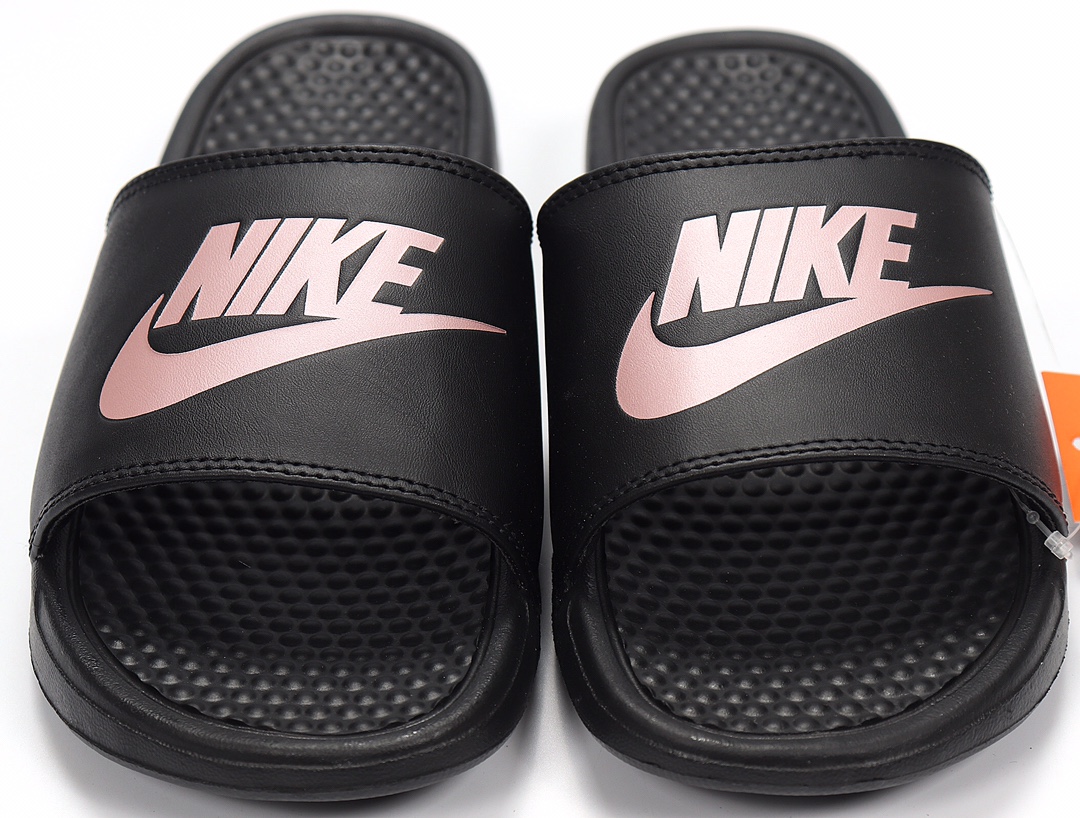 70 Nike Benassi JDI LTD 耐克一字拖 343881-007 黑 粉勾 GD权志龙同款夏季沙滩软底凉拖 小红书代购平台专供
