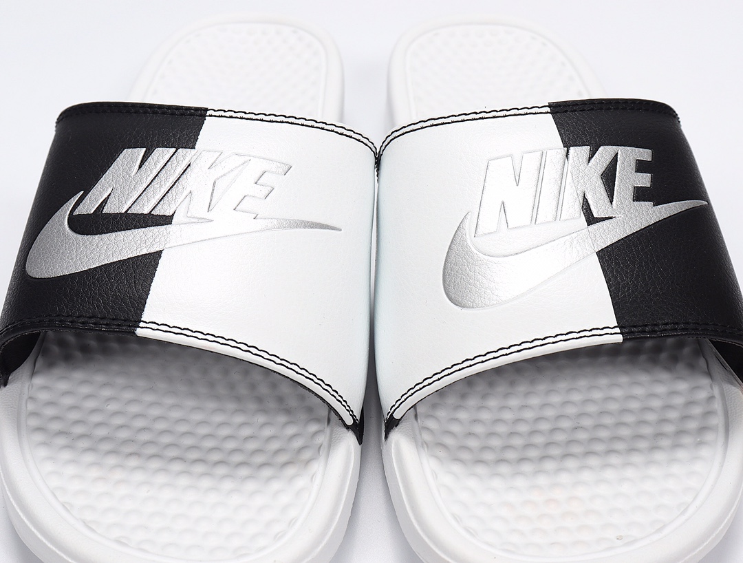 70 Nike Benassi JDI LTD 耐克一字拖 343881-104 白底 黑白拼接 银勾 GD权志龙同款夏季沙滩软底凉拖 小红书代购