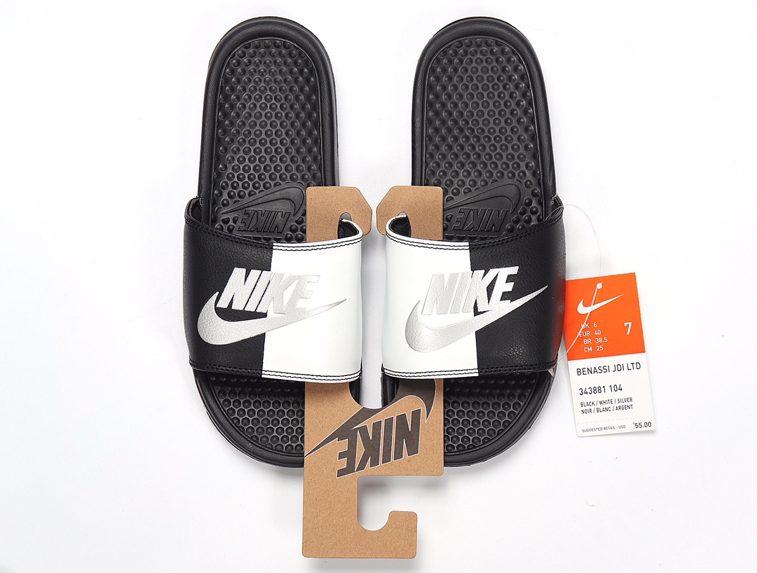 70 Nike Benassi JDI LTD 耐克一字拖 343881-104 黑底 白黑拼接银勾 GD权志龙同款夏季沙滩软底凉拖