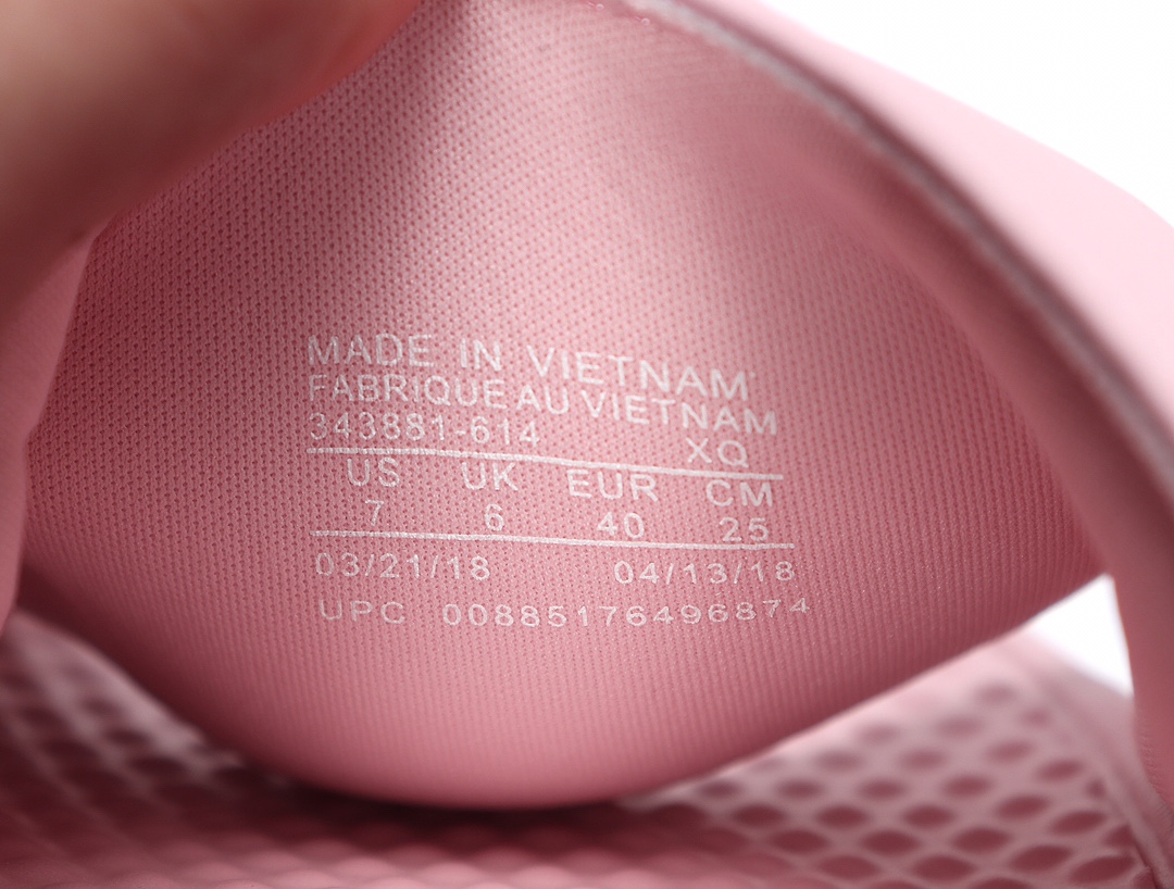 70 Nike Benassi JDI LTD 耐克一字拖 343881-614 全粉 GD权志龙同款夏季沙滩软底凉拖