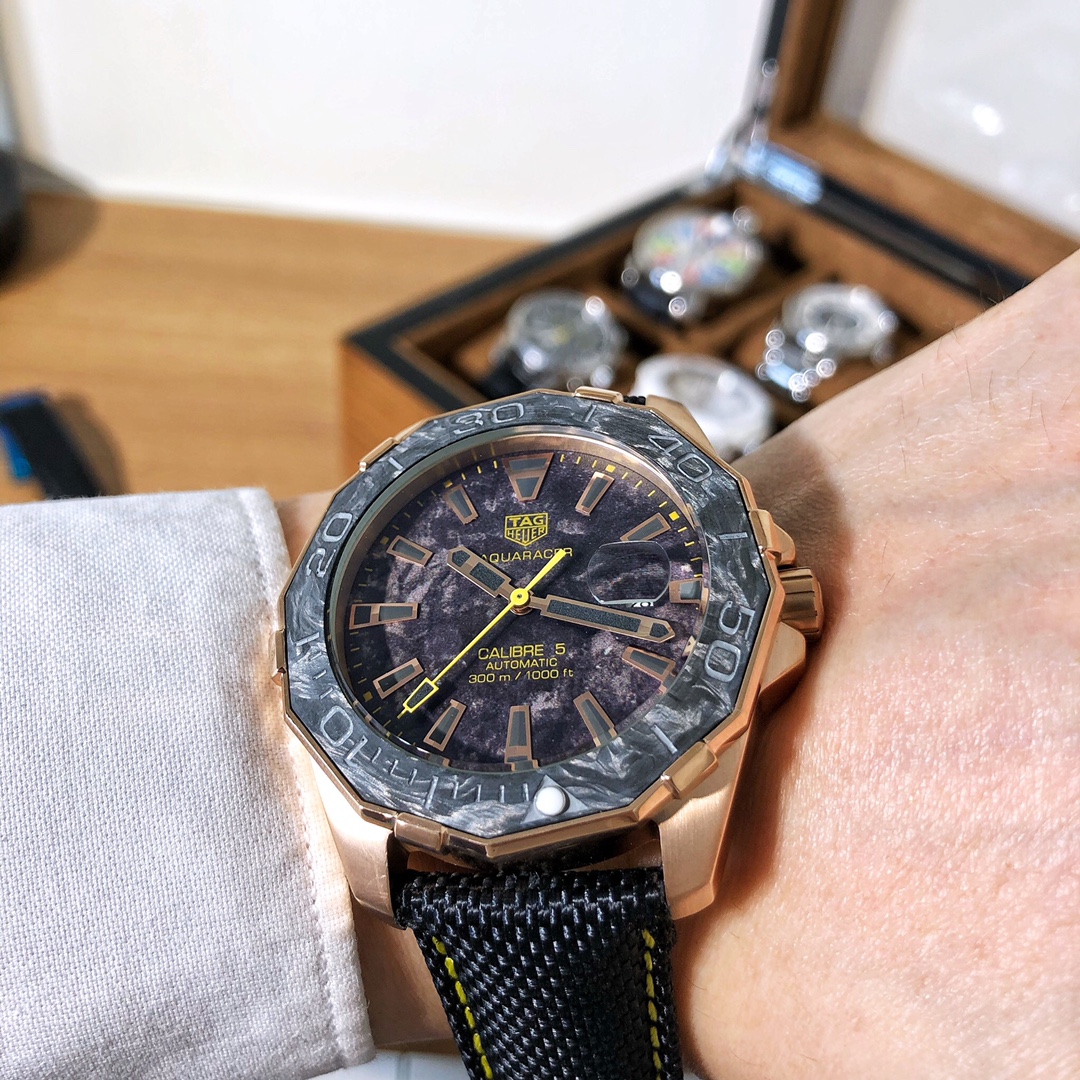🔰Reloj TAG Heuer (Serie Submarina) de Fibra de Carbono ⌚ Lo más destacado del nuevo modelo es que el diseño …
