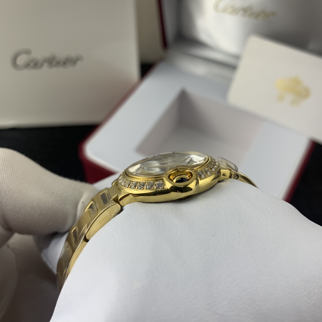 Cartier 皇家 卡地亚蓝气球系列黄金镶钻女款腕表