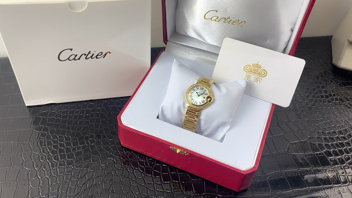 Cartier 皇家 卡地亚蓝气球系列黄金镶钻女款腕表视频欣赏
