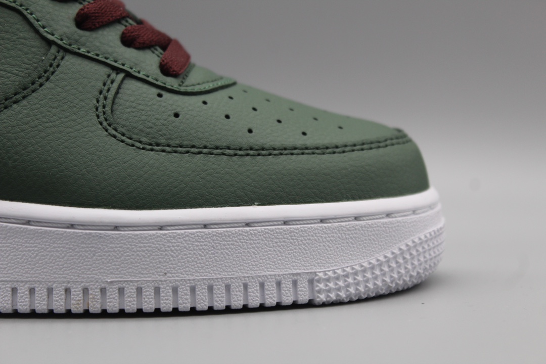 p240  大几率过验 Air Force 1 “Hong Kong” 香港空军一号低帮 845053-300
