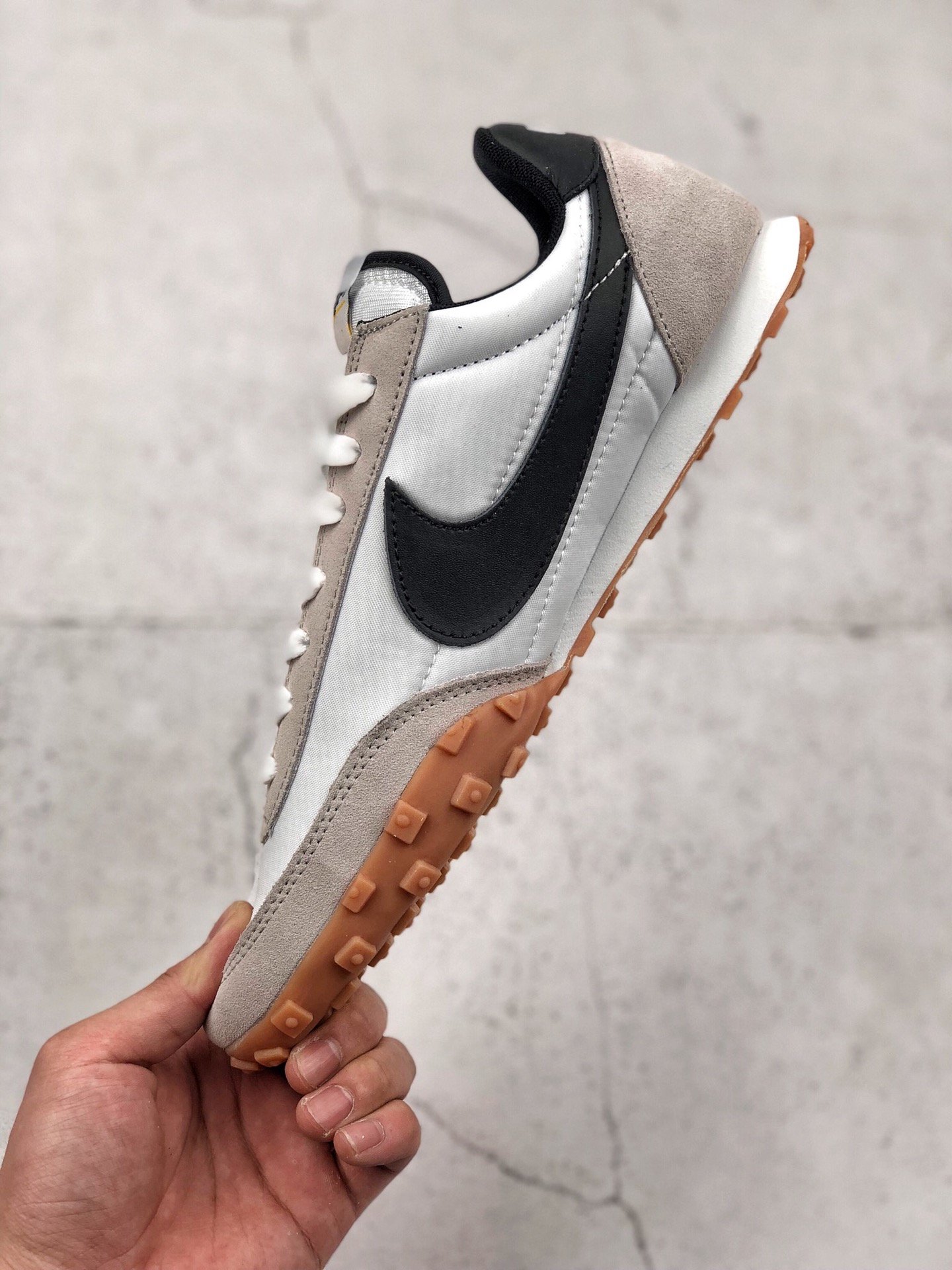 170 NIKE WAFFLE RACER 2 经典白黑 华夫饼干鞋底复古慢跑步鞋 CU9080-002 公司级做工