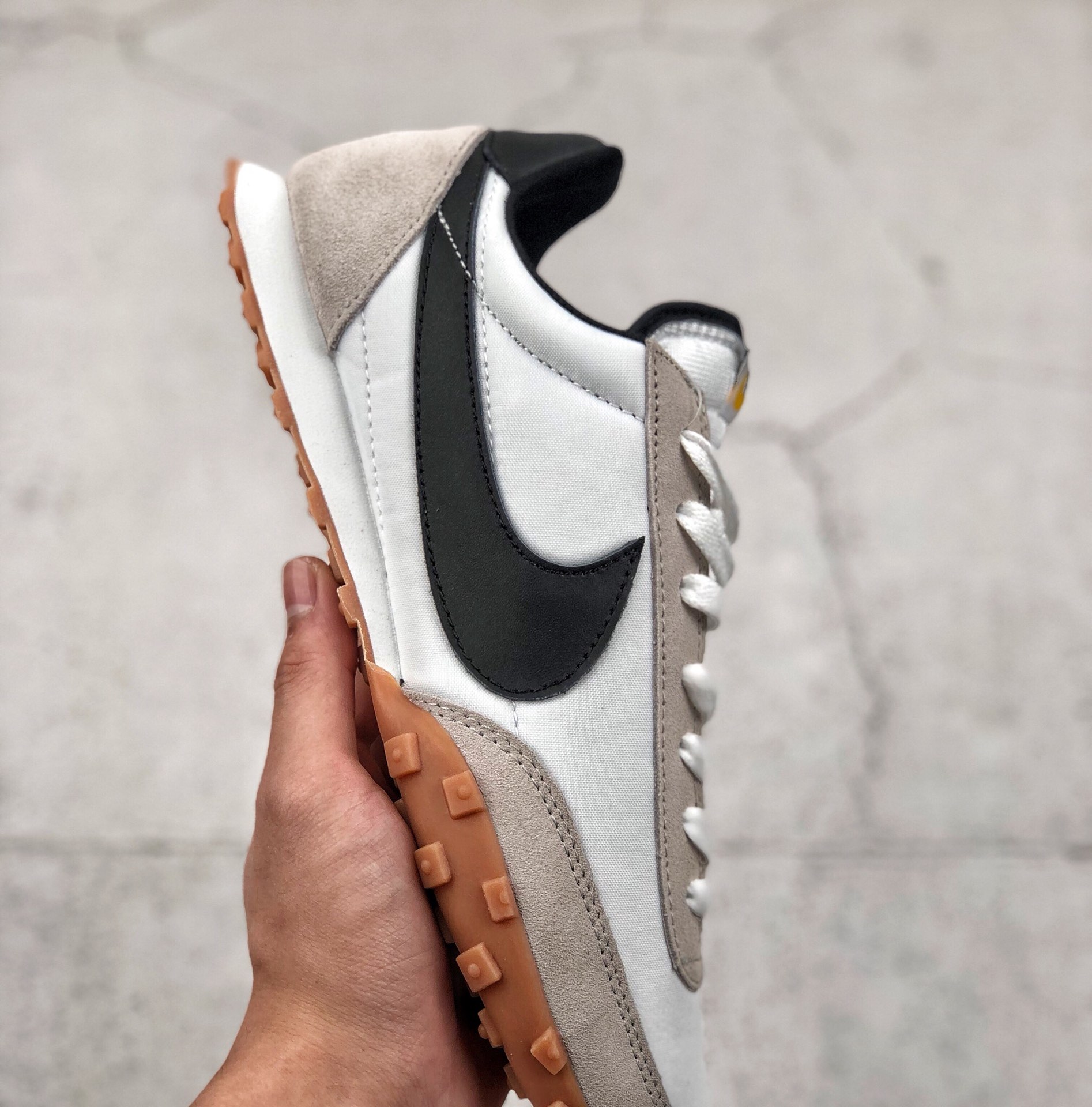 170 NIKE WAFFLE RACER 2 经典白黑 华夫饼干鞋底复古慢跑步鞋 CU9080-002 公司级做工