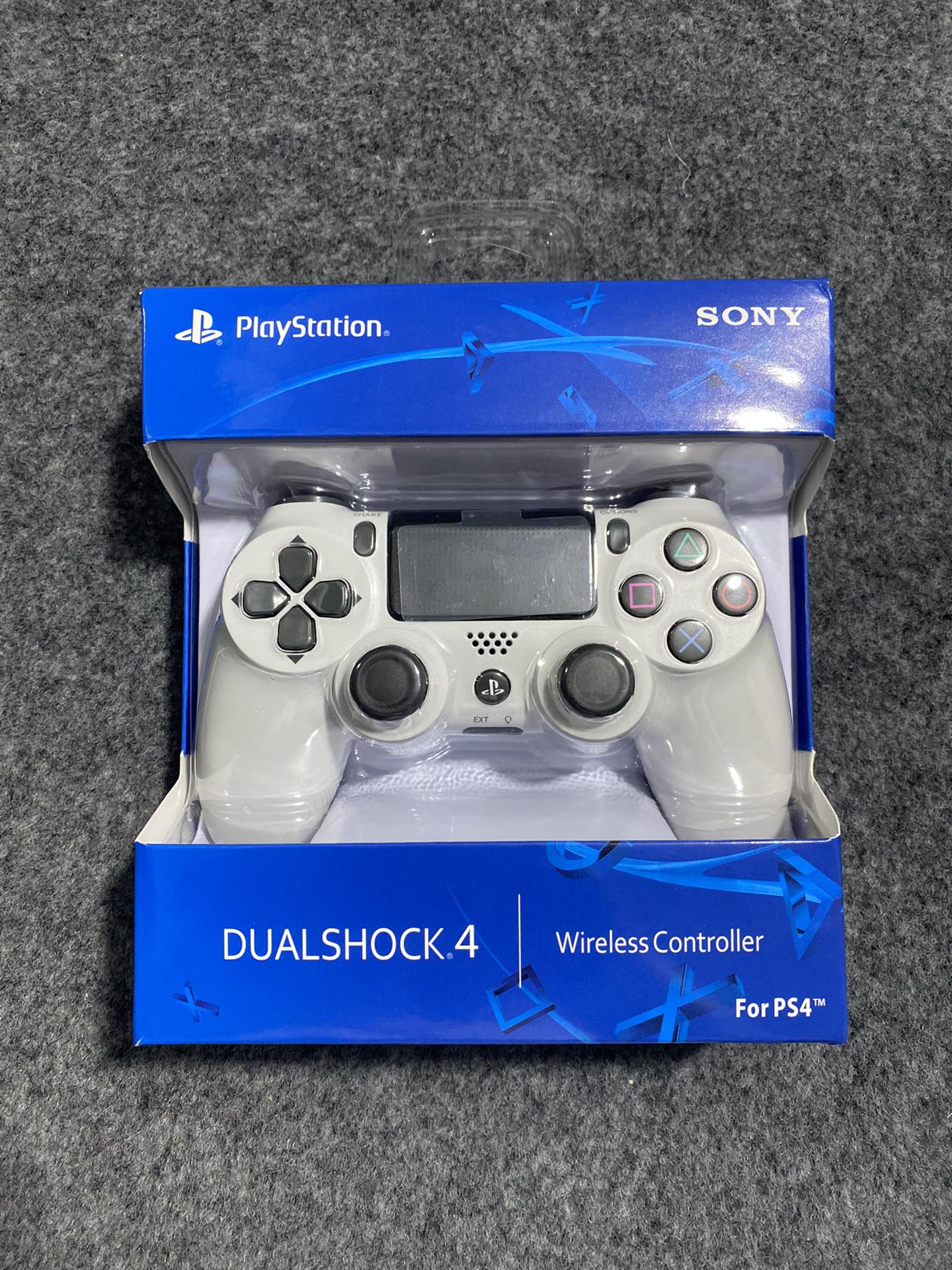 安福现货批💰90 SONY索尼 PlayStation 4游戏手柄 支持蓝牙 无线连接各种设备 完美手感 带触摸触感 享受各种游戏体验