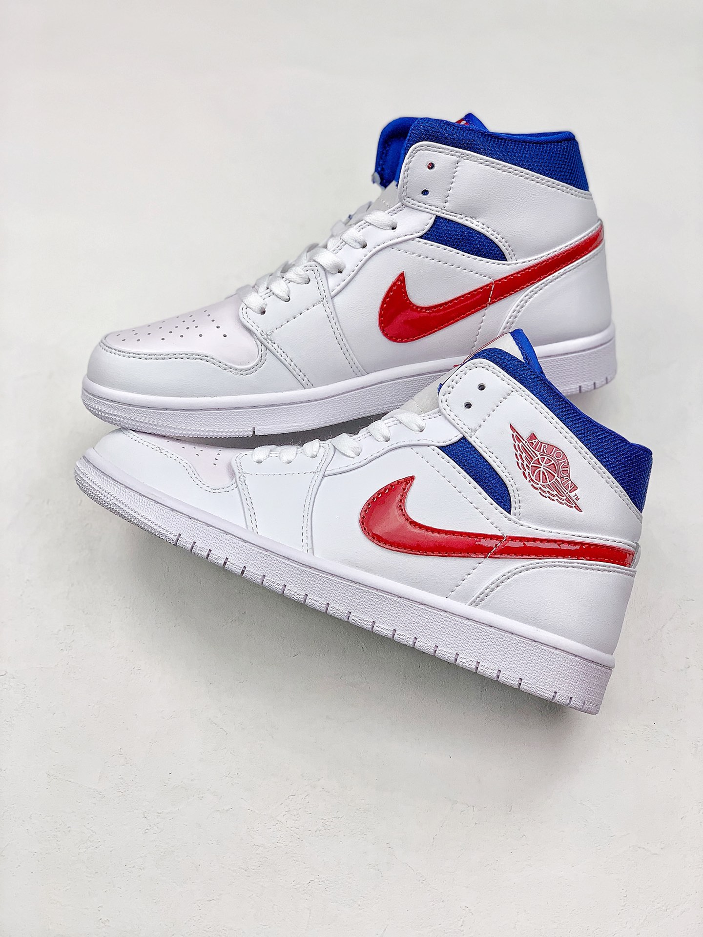 280 Air Jordan 1 Mid 全新配色  BQ6472-164
