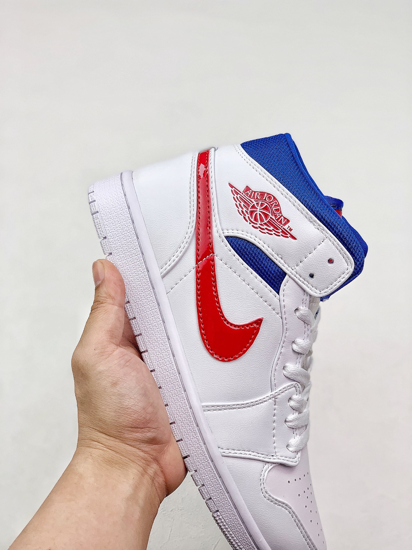 280 Air Jordan 1 Mid 全新配色  BQ6472-164
