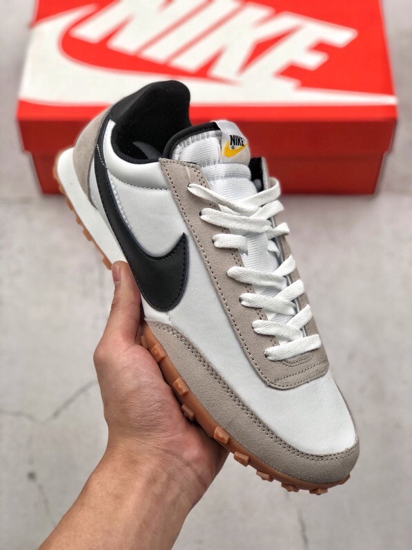 集合图 170 NIKE WAFFLE RACER 2 x CDG BLACK 麂皮小黑鞋 华夫饼干鞋底复古慢跑步鞋 CU9080-002
