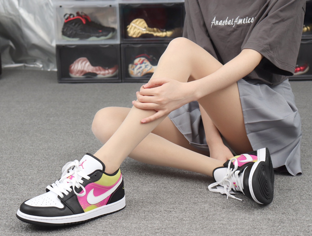 220 Nike Air Jordan 1 Low CW5564-001 黑粉芥泼墨 AJ1乔丹1代低帮 模特上脚图