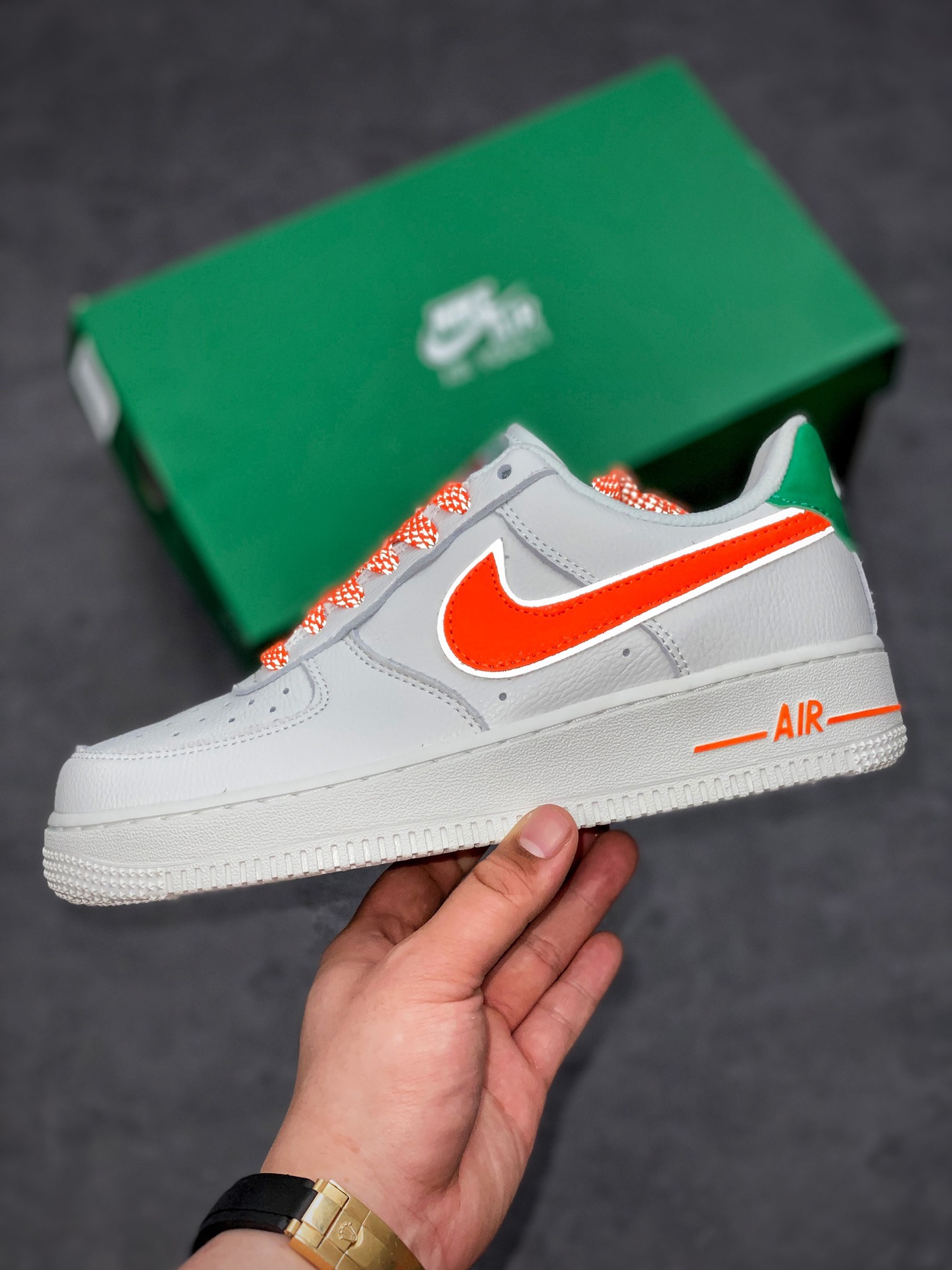 190 Stranger Things x Nike Air Force 1 怪奇物语联名空军一号低帮运动休闲板鞋 CU9225-600