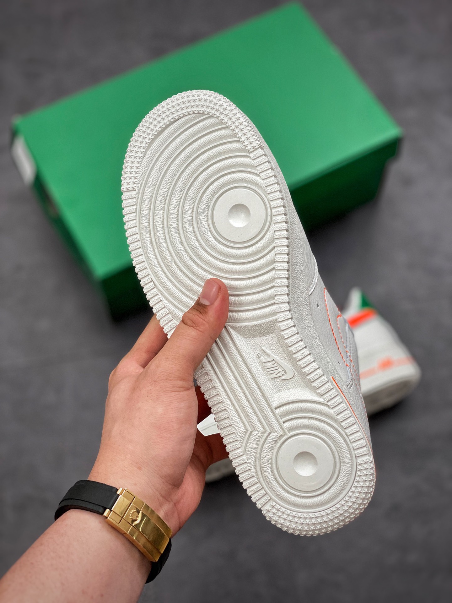 190 Stranger Things x Nike Air Force 1 怪奇物语联名空军一号低帮运动休闲板鞋 CU9225-600