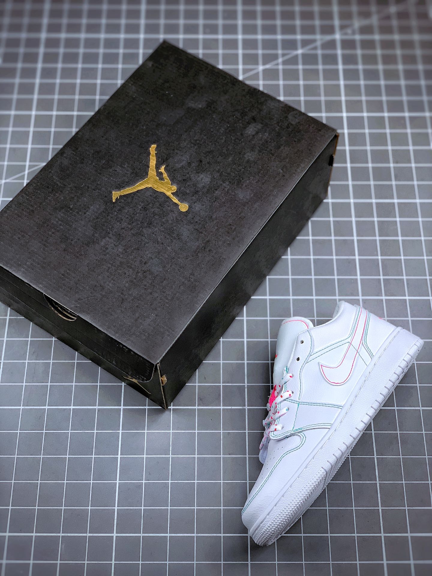 220 Air Jordan 1 Low 白粉糖果  CK3022-004