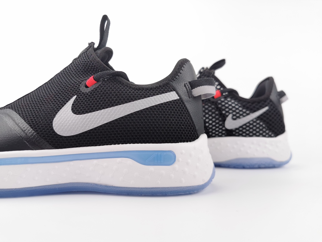 150  保罗乔治最新一代战靴 Nike PG 4 首发配色采用黑色白色和冰蓝色为主调渲染