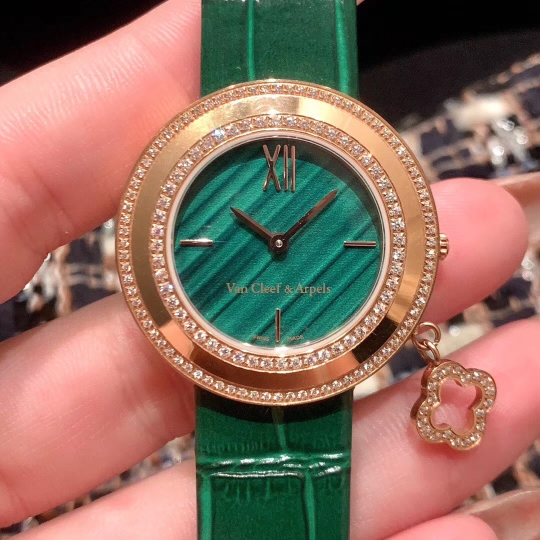 Van Cleef & Arpels 梵克雅宝 Charms Gold系列