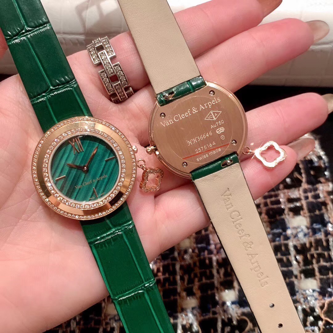 Van Cleef & Arpels 梵克雅宝 Charms Gold系列