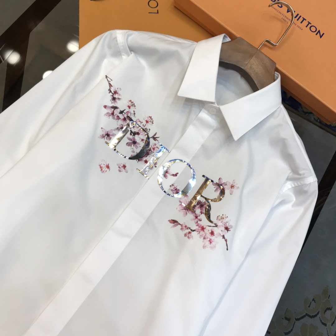 路易威登 Louis Vuitton 高定典藏名品高定成衣时装外套连衣裙衬衫T恤 #33BAAEF3 4