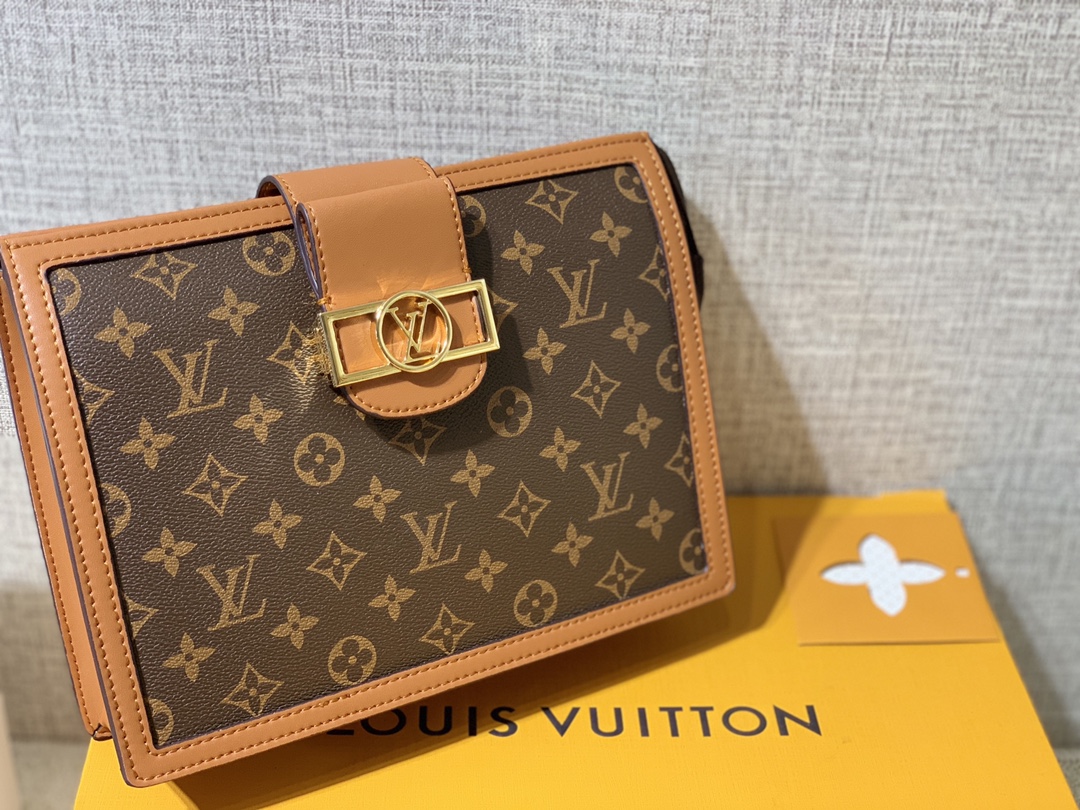 HERMES Evelyn TPM W◻︎ (2024) gold SV Hardware #842