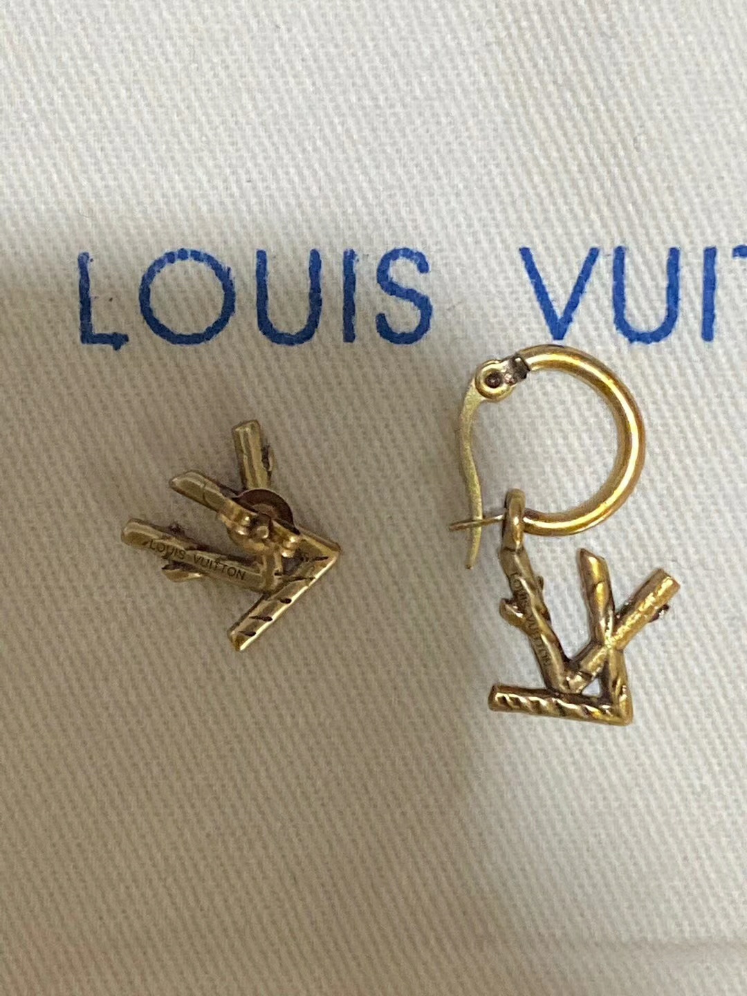 Louis Vuitton Jewelry Earring Necklaces & Pendants Gold Vintage