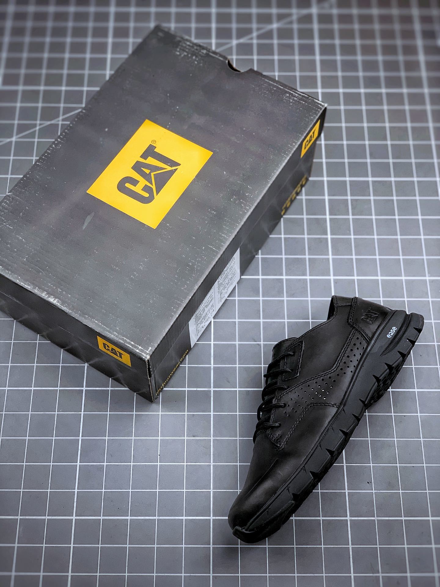 230 CAT FOOTWEAR 20ss夏季新款 卡特P 723085 透气休闲系列 面料采用进口头层牛皮-莆田鞋,莆田鞋货源,高仿鞋,高仿鞋货源,安福档口,莆田高仿鞋,莆田鞋批发,高仿鞋批发,莆田高仿运动鞋,高仿运动鞋,莆田运动鞋 230 CAT FOOTWEAR 20ss夏季新款 卡特P 723085 透气休闲系列 面料采用进口头层牛皮