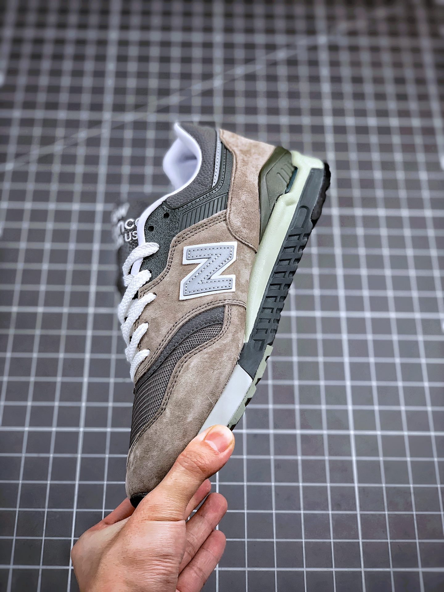 220   New Balance 997 原祖灰 NB997系列