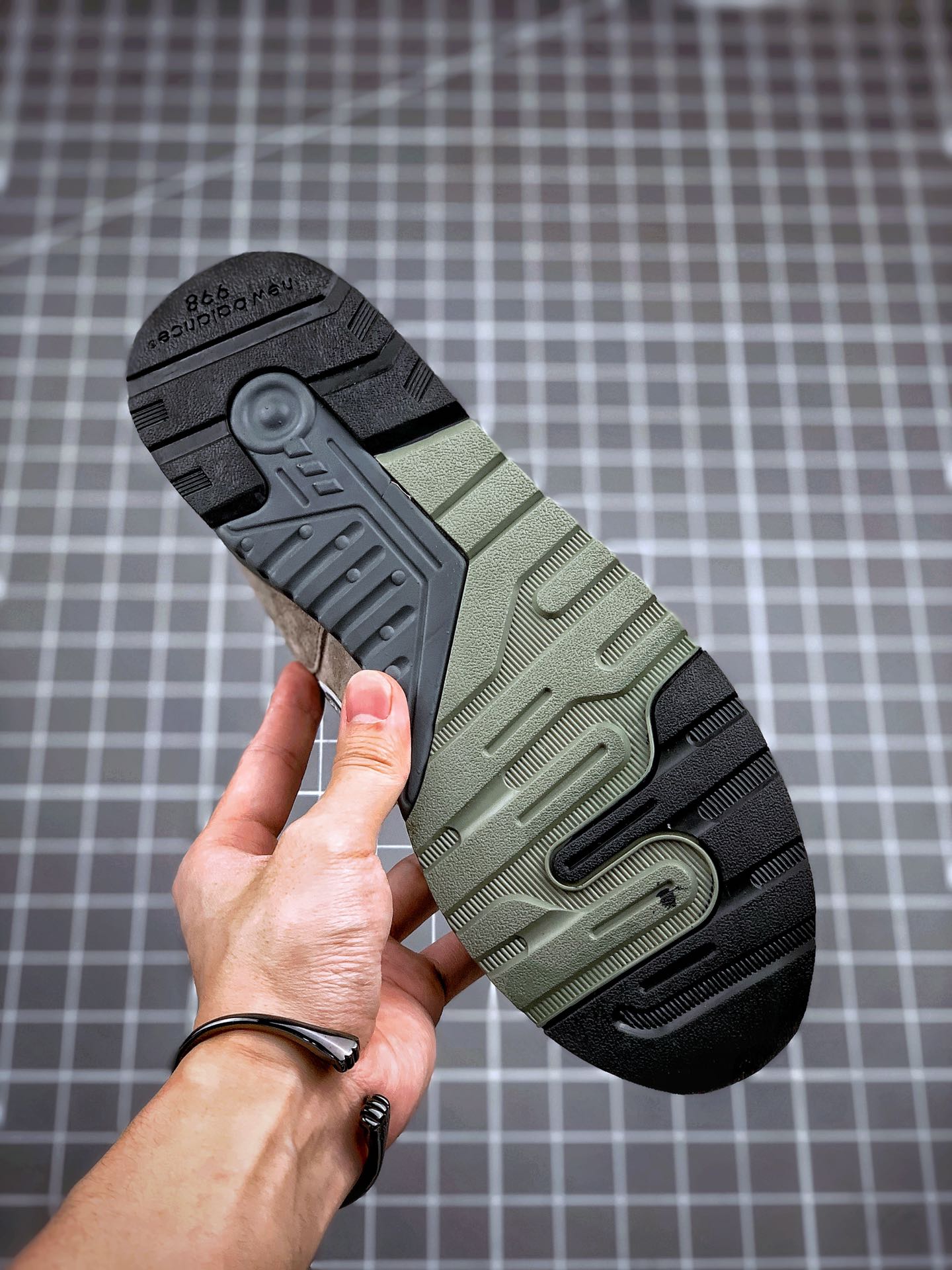 220   New Balance 997 原祖灰 NB997系列