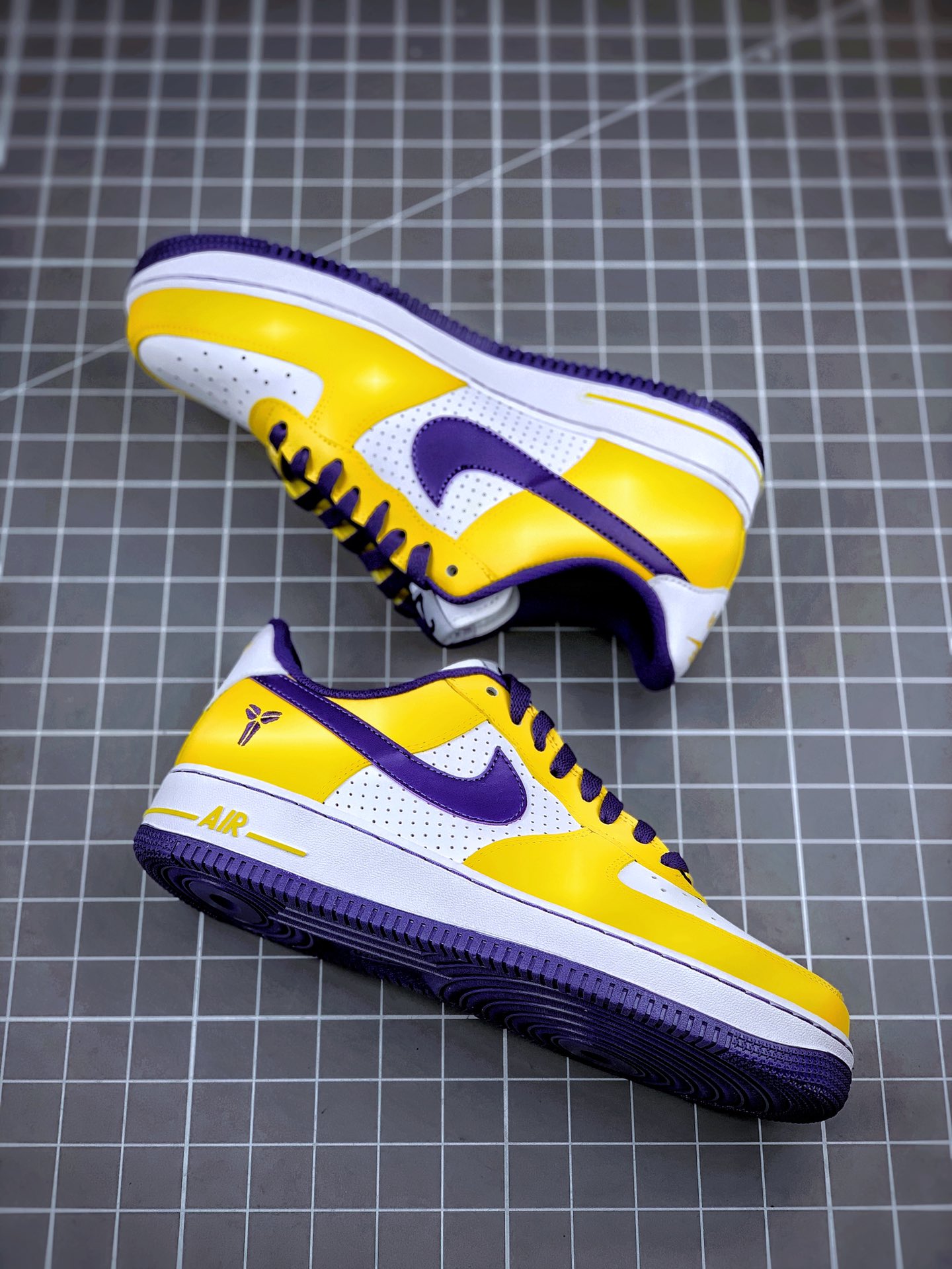 240 Nike Air Force 1 x Kobe 科比纪念版 314192-151