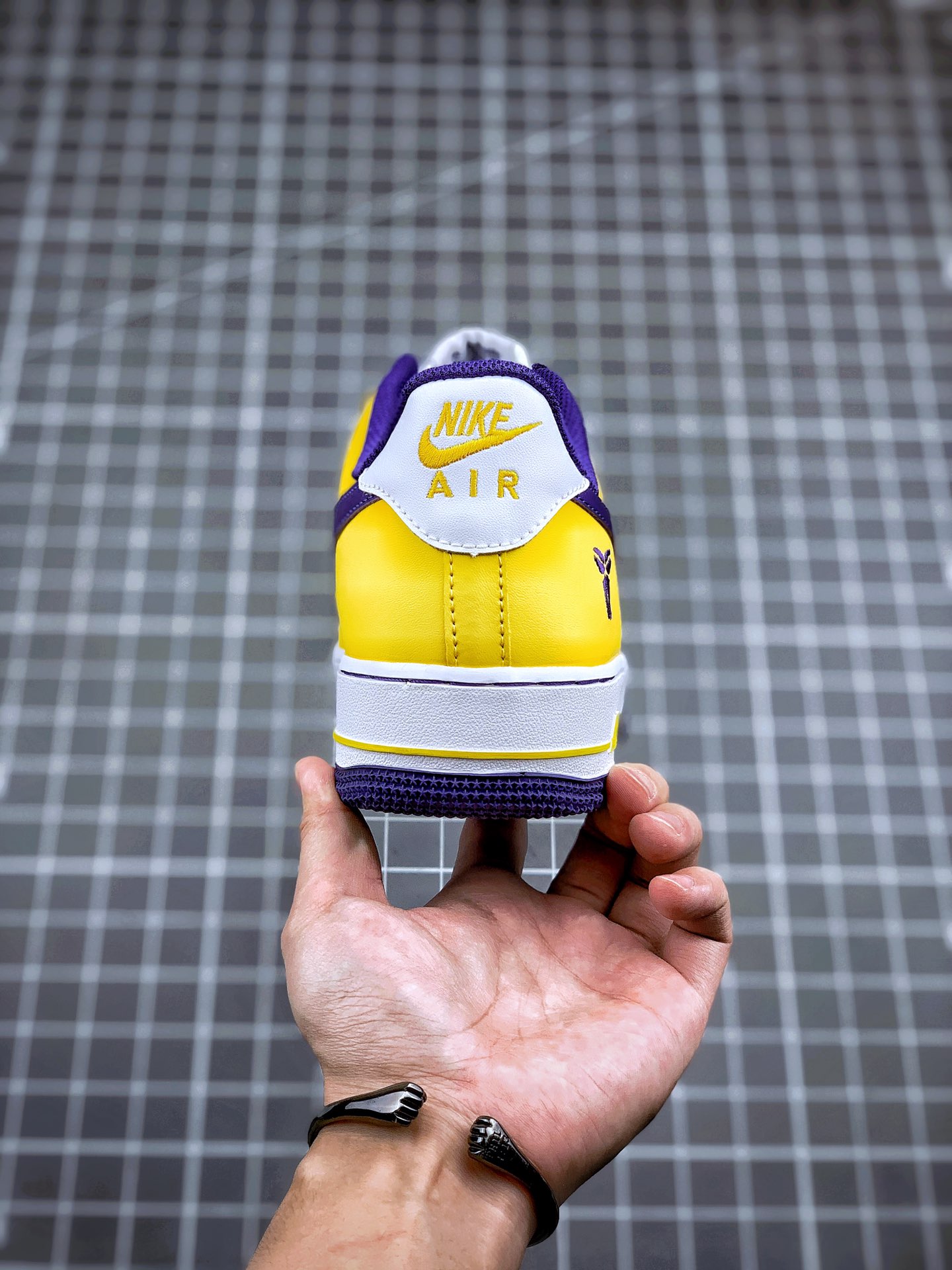 240 Nike Air Force 1 x Kobe 科比纪念版 314192-151