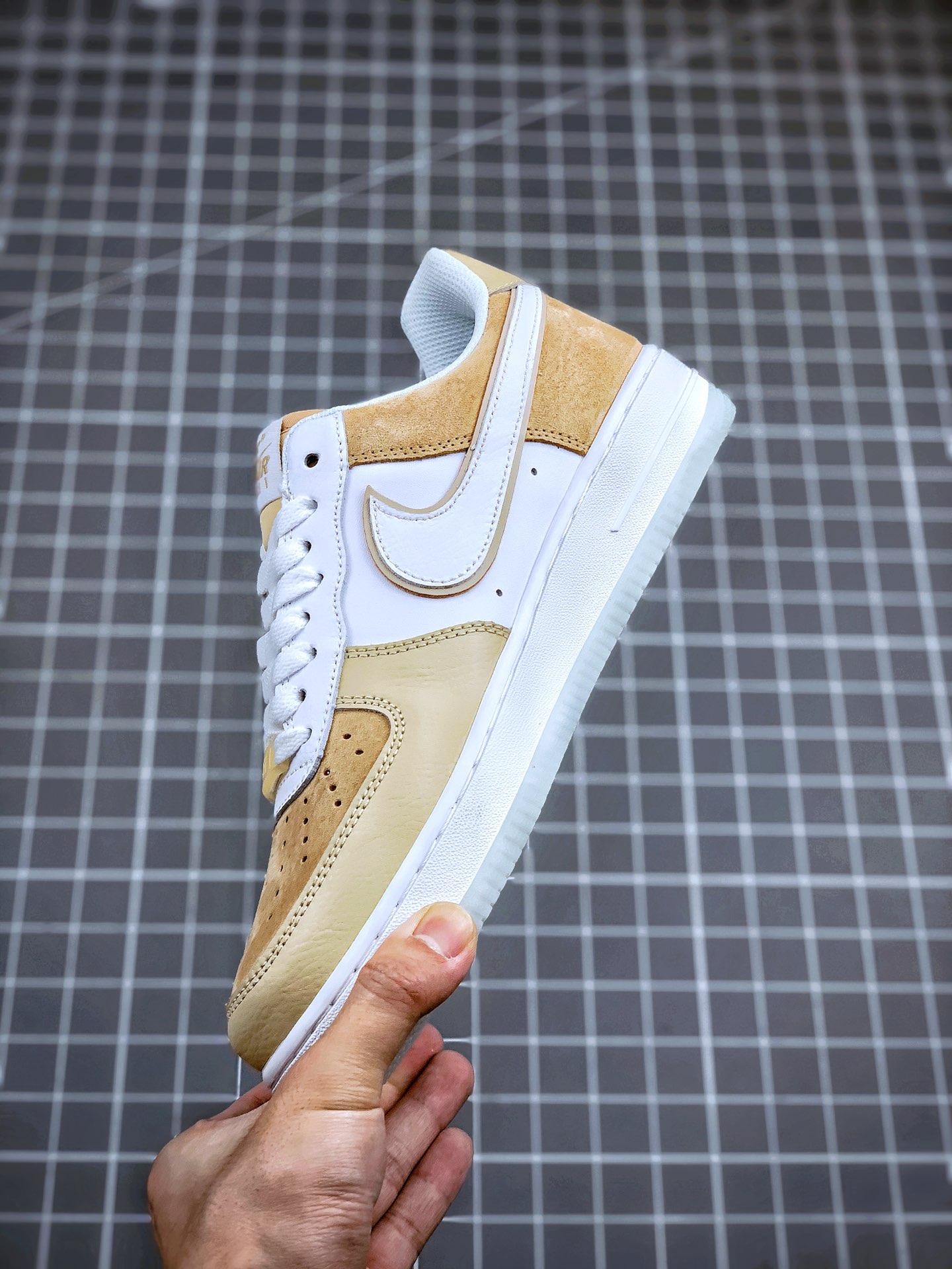 190 Nike Air Force 1 拼接风格 卡其满天星 AO2425-201