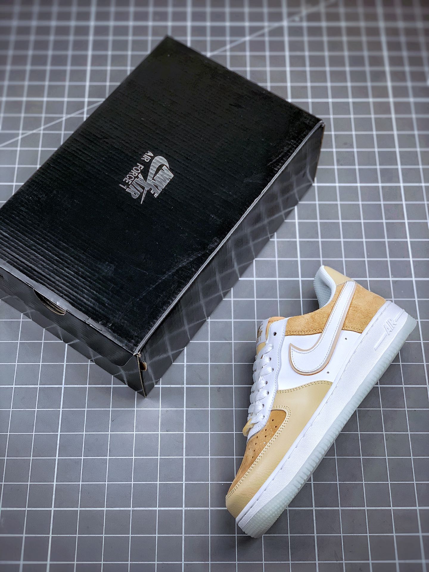 190 Nike Air Force 1 拼接风格 卡其满天星 AO2425-201