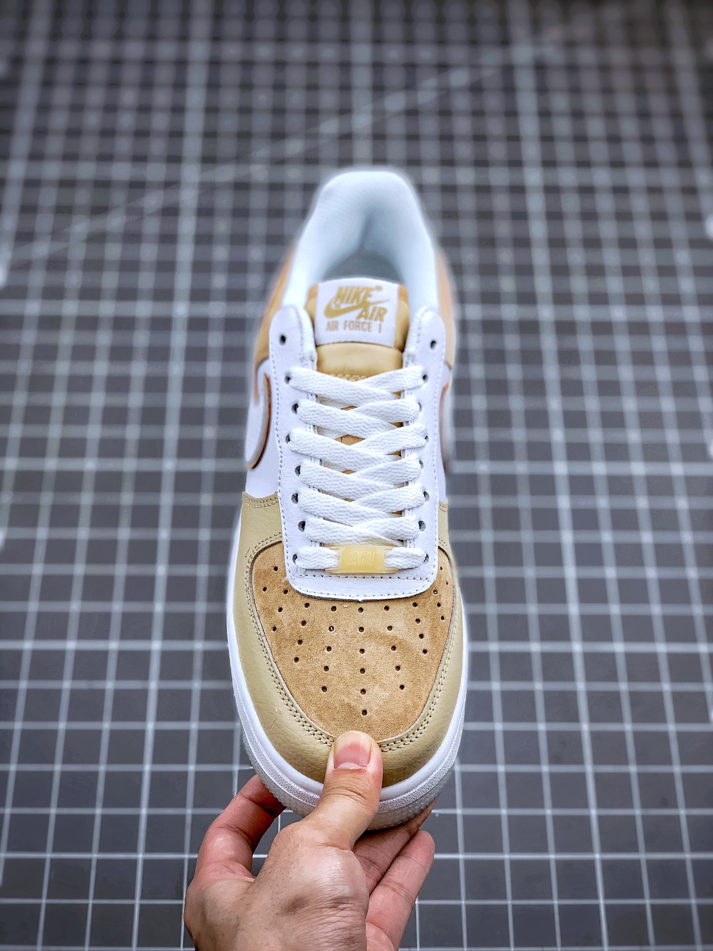 190 Nike Air Force 1 拼接风格 卡其满天星 AO2425-201