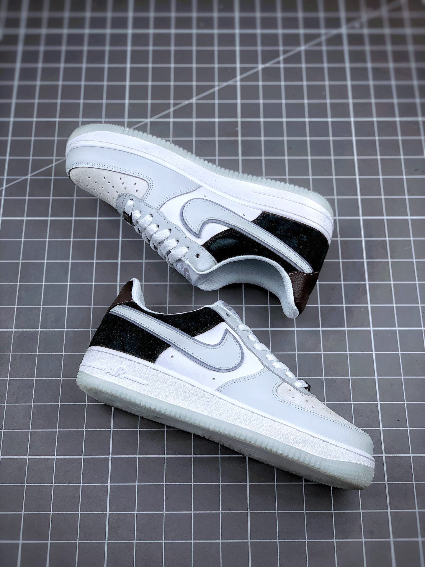 190 Nike Air Force 1 拼接风格 灰黑满天星 AO2425-201